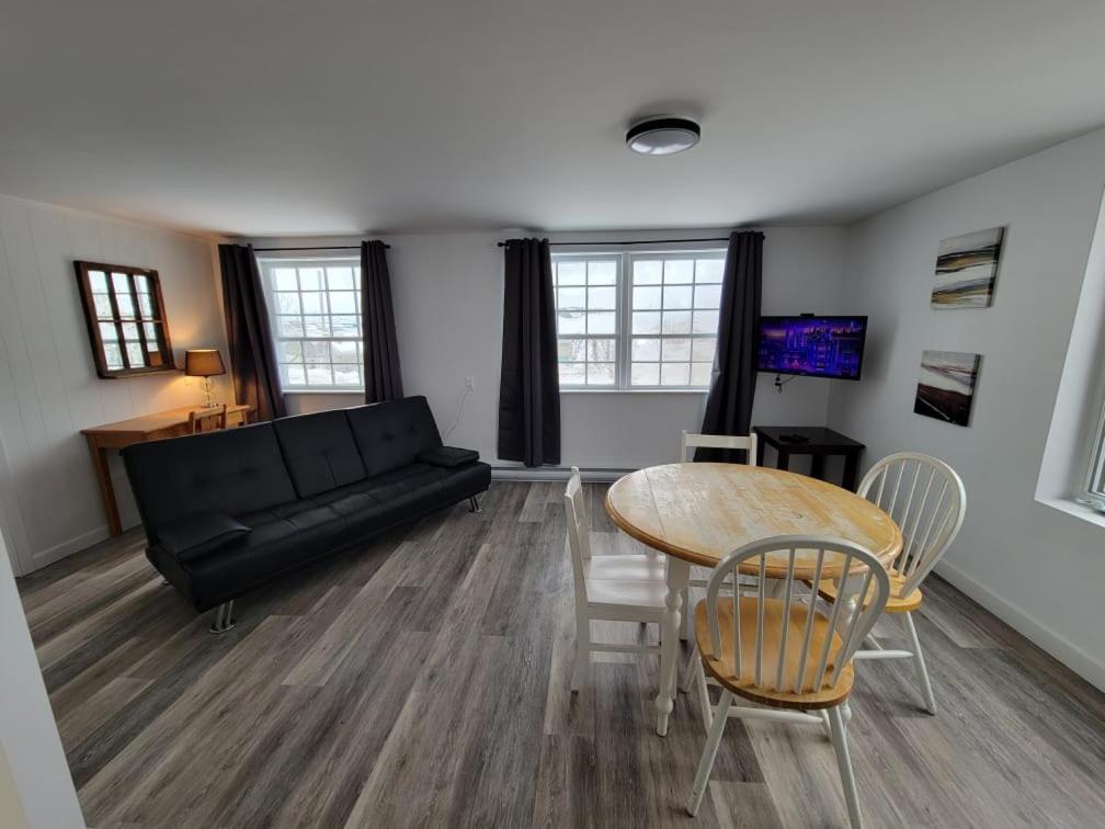 Aux 4 Vents - Auberg'Inn Carleton-sur-Mer Exterior photo