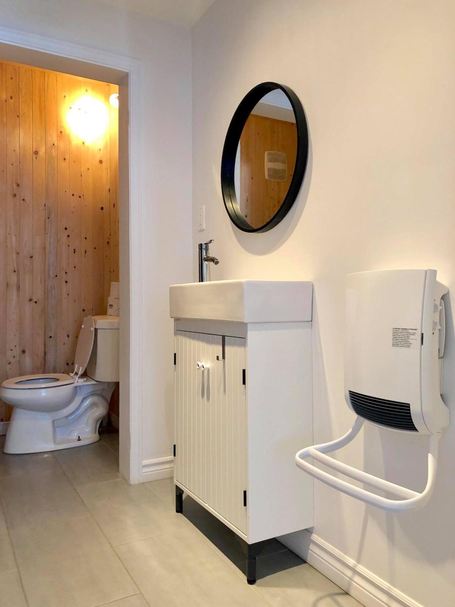 Aux 4 Vents - Auberg'Inn Carleton-sur-Mer Room photo